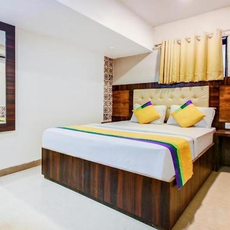 Kalpana Residency - Near Us Embassy Hotel Mumbai Exterior photo